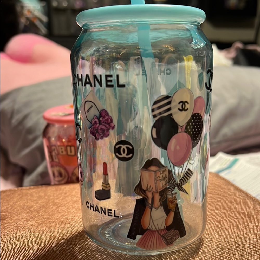 Blue Glass Tumbler with lid and Straw